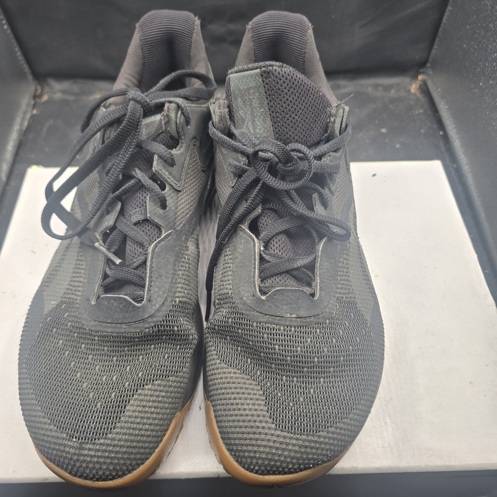 Men's Black Athletic Shoes